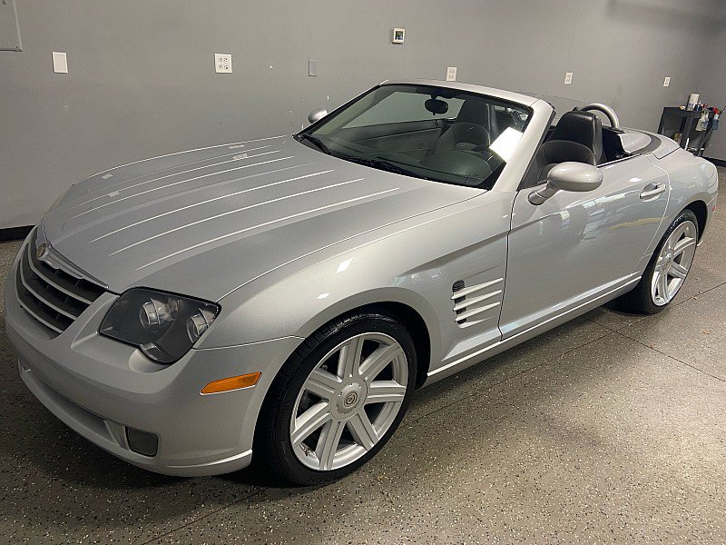 Used 2007 Chrysler Crossfire Limited image 15