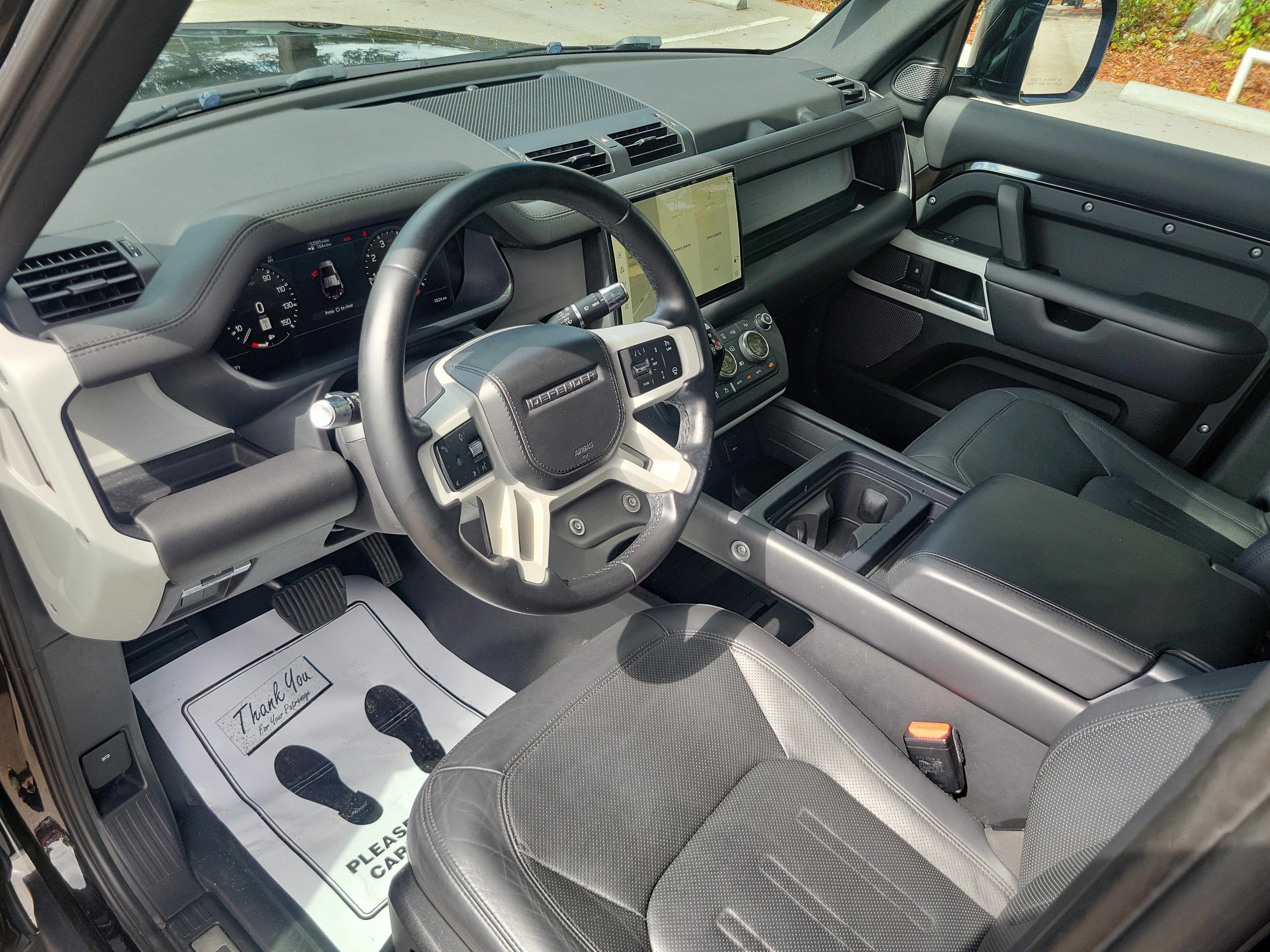 Used 2022 Land Rover Defender 110 XS Edition AWD/4WD image 18