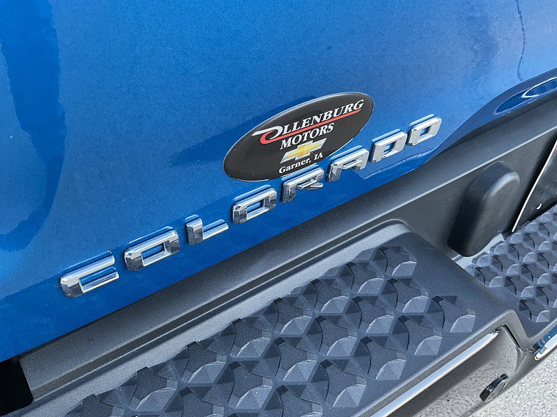 Used 2023 Chevrolet Colorado Z71 w/ Z71 Convenience Package 2 image 9