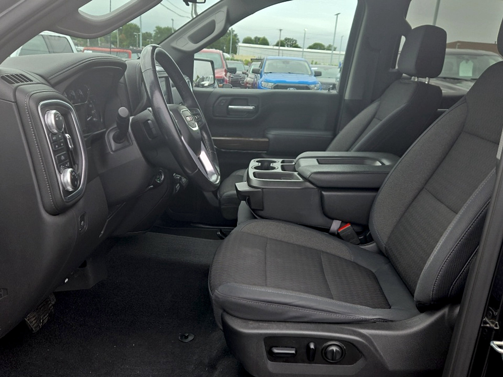 Used 2019 GMC Sierra 1500 SLE w/ SLE Value Package AWD/4WD image 11