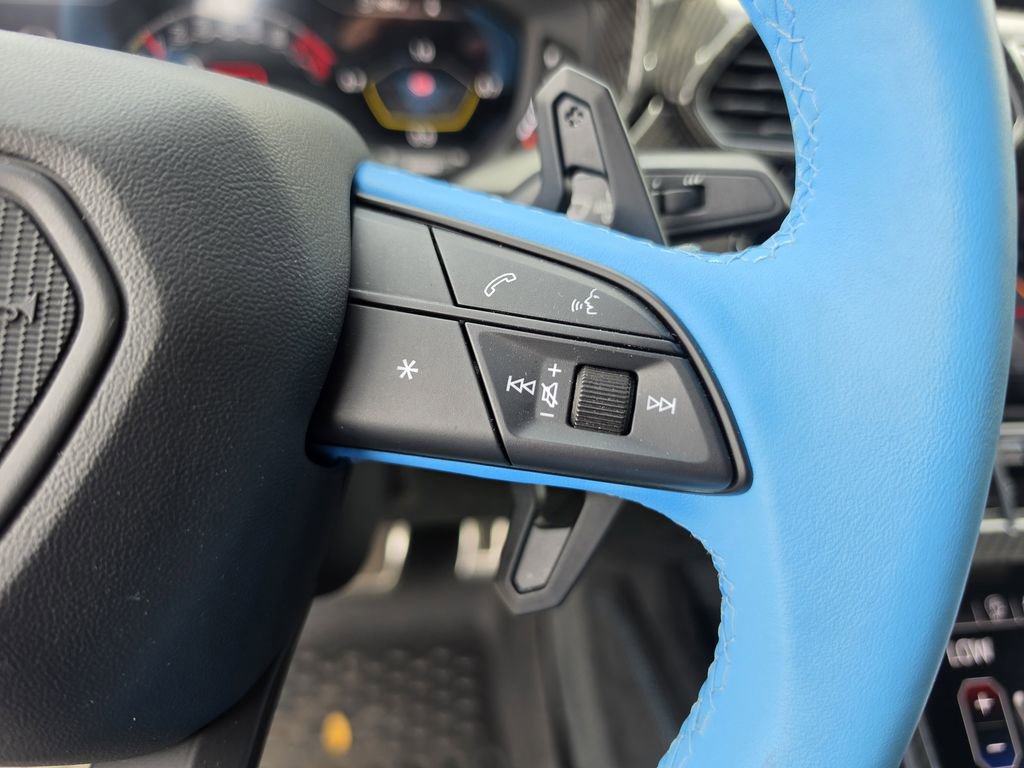 Used 2024 Lamborghini Urus Performante AWD/4WD image 24