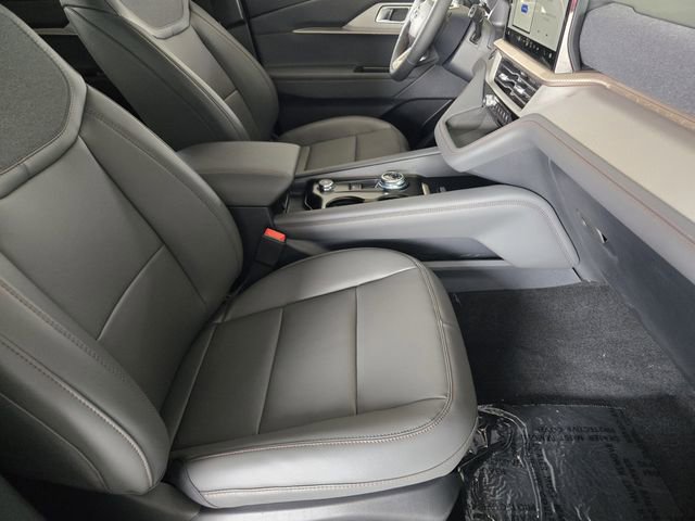 New 2025 Ford Explorer Active w/ Active Comfort Package image 11
