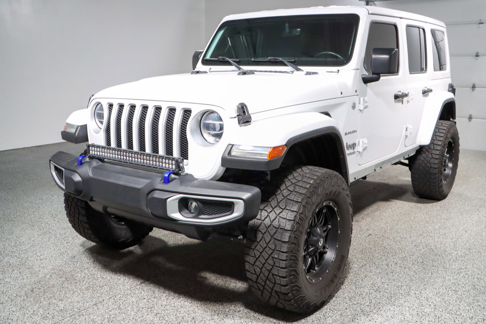 Used 2021 Jeep Wrangler Unlimited Sahara image 29
