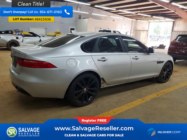 Used 2018 Jaguar XF S RWD image 4
