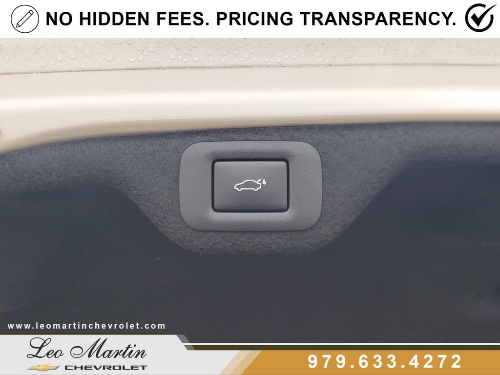 Used 2022 Lexus ES 350 w/ Premium Package FWD image 6