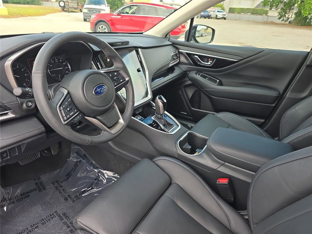 Used 2025 Subaru Outback Touring w/ Popular Package #2 image 16
