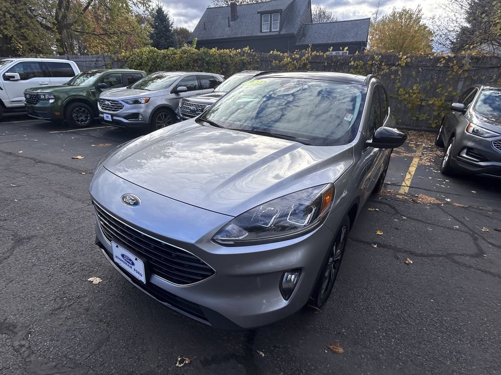 Used 2022 Ford Escape SEL w/ SEL Stealth AWD Package image 3