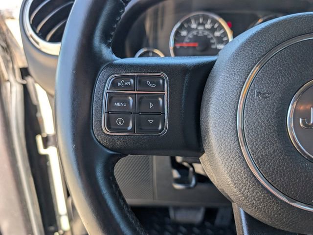 Used 2017 Jeep Wrangler Unlimited Sahara w/ Connectivity Group image 13