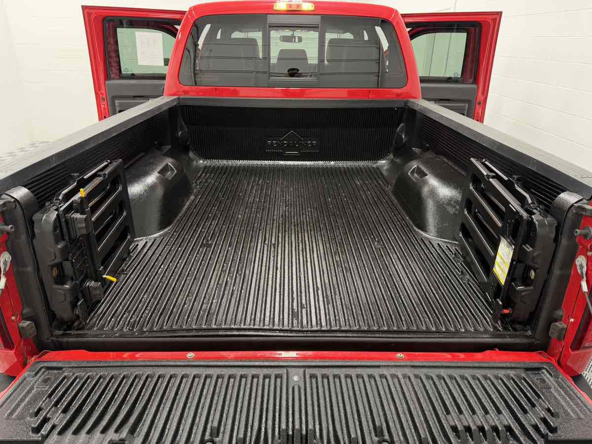 Used 2013 Ford F250 Lariat w/ Lariat Chrome Pkg image 31