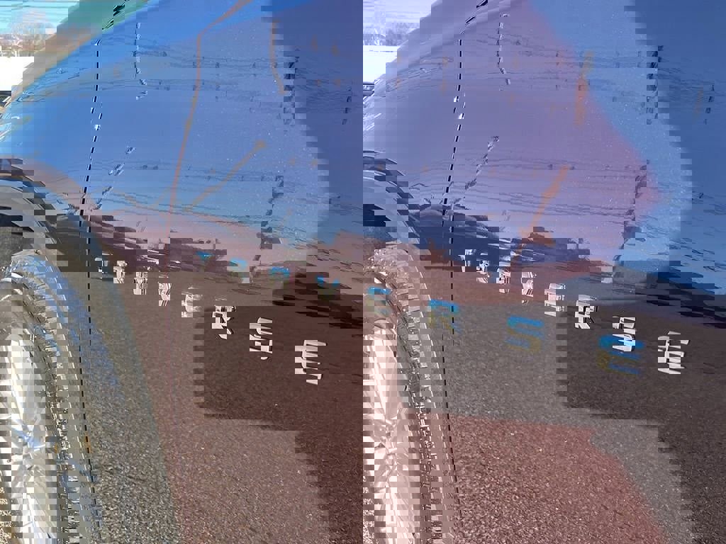 Used 2023 Chevrolet Traverse LT image 14