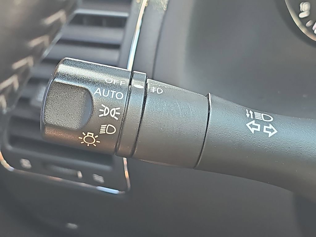 Used 2017 Nissan Armada Platinum w/ Captain Seat Package image 31