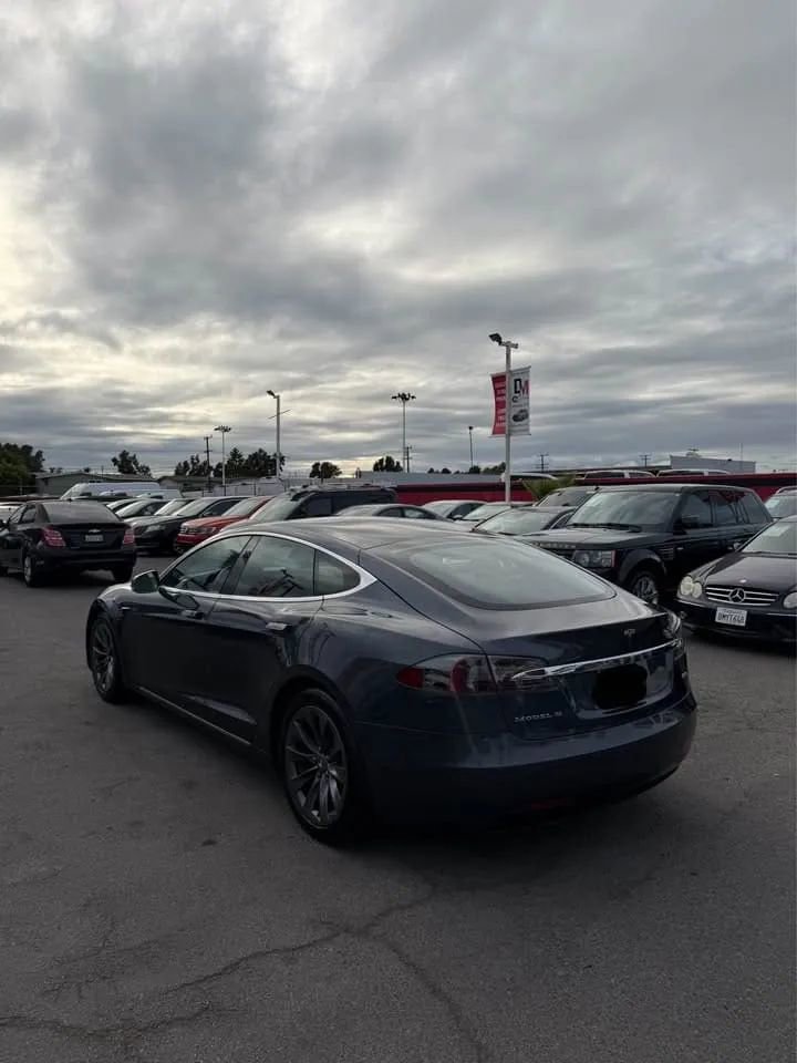 Used 2018 Tesla Model S 100D AWD/4WD image 9