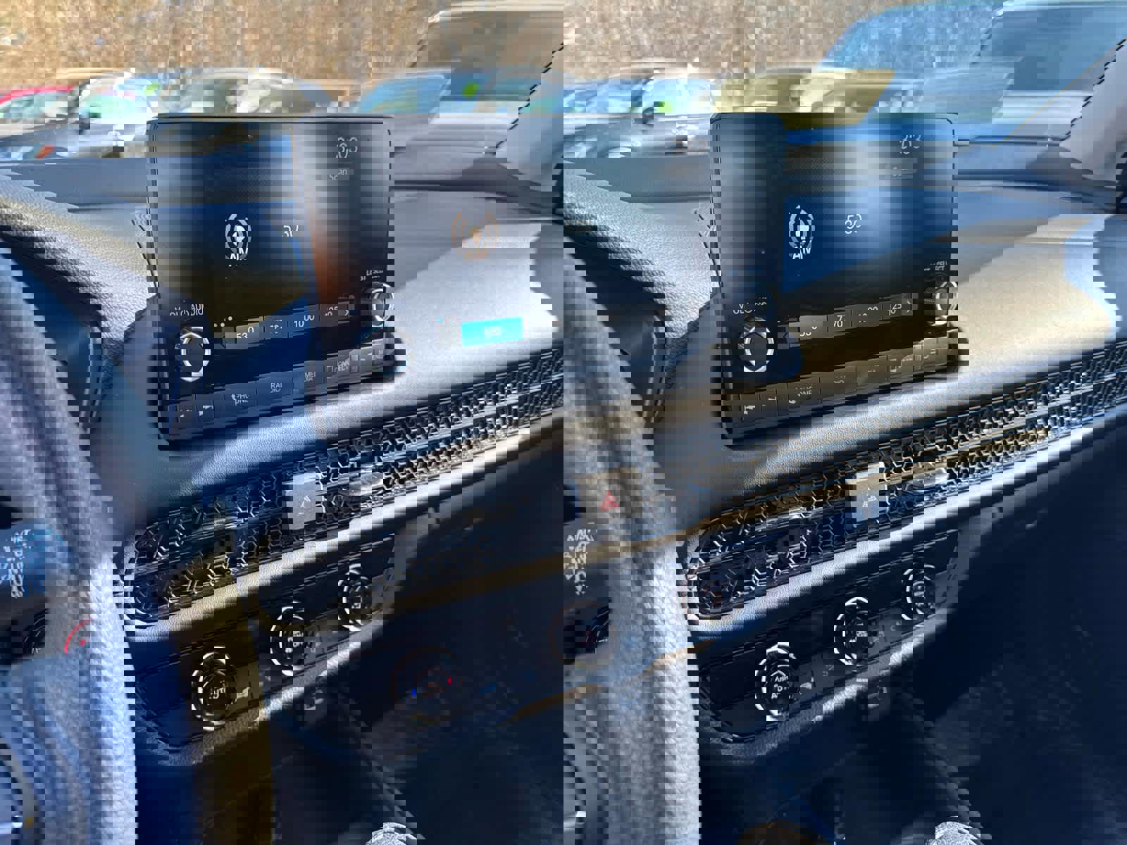 Certified 2025 Honda HR-V LX image 27