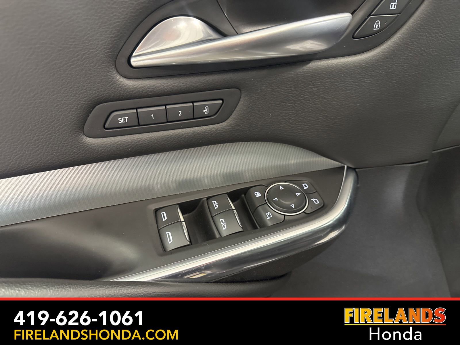 Used 2022 Cadillac XT4 Premium Luxury w/ Enhanced Visibility Package image 13