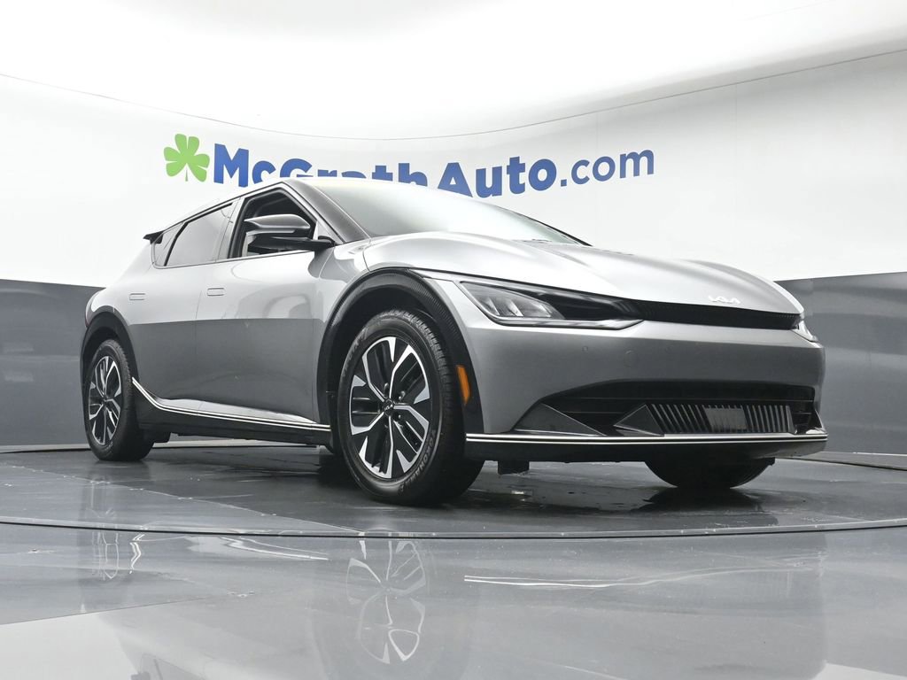 Used 2023 Kia EV6 Wind image 25