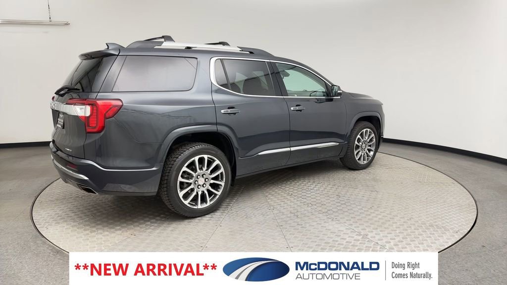 Used 2021 GMC Acadia Denali w/ Denali Ultimate Package AWD/4WD image 2