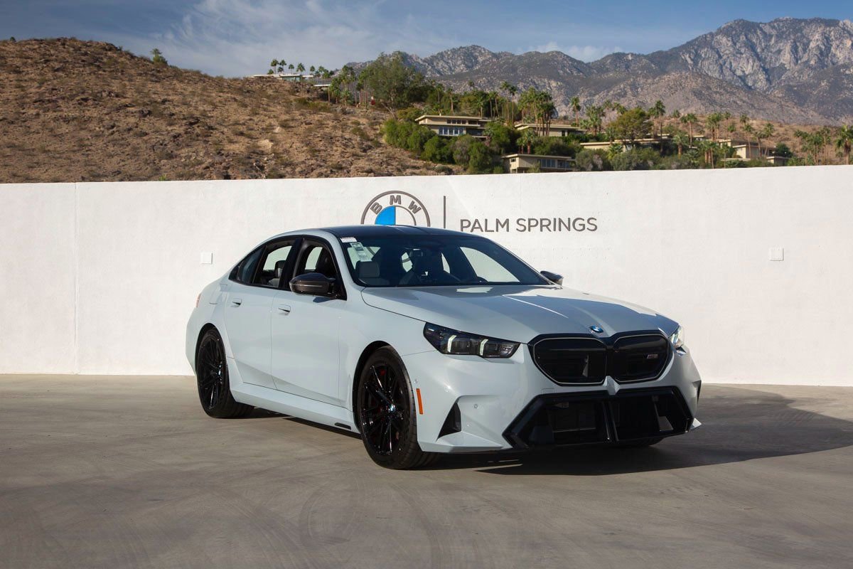 New 2026 BMW M5 w/ Carbon Package image 9