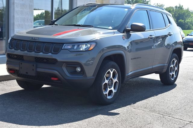 Used 2022 Jeep Compass Trailhawk w/ Sun and Sound Group AWD/4WD image 17