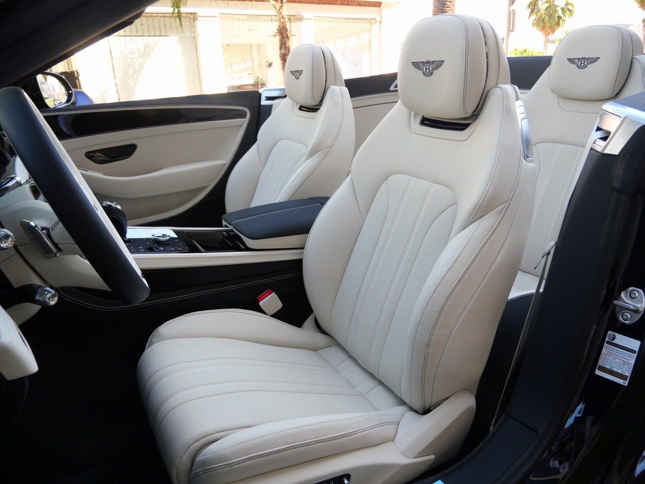 New 2026 Bentley Continental GTC AWD/4WD image 2
