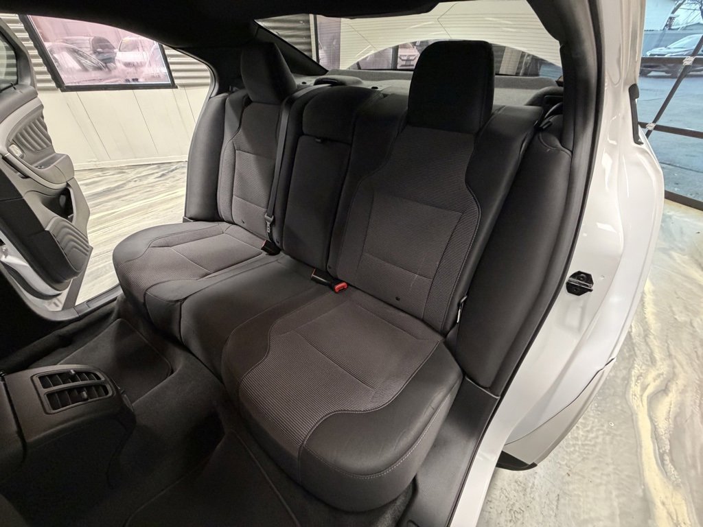 Used 2018 Ford Taurus SEL image 7