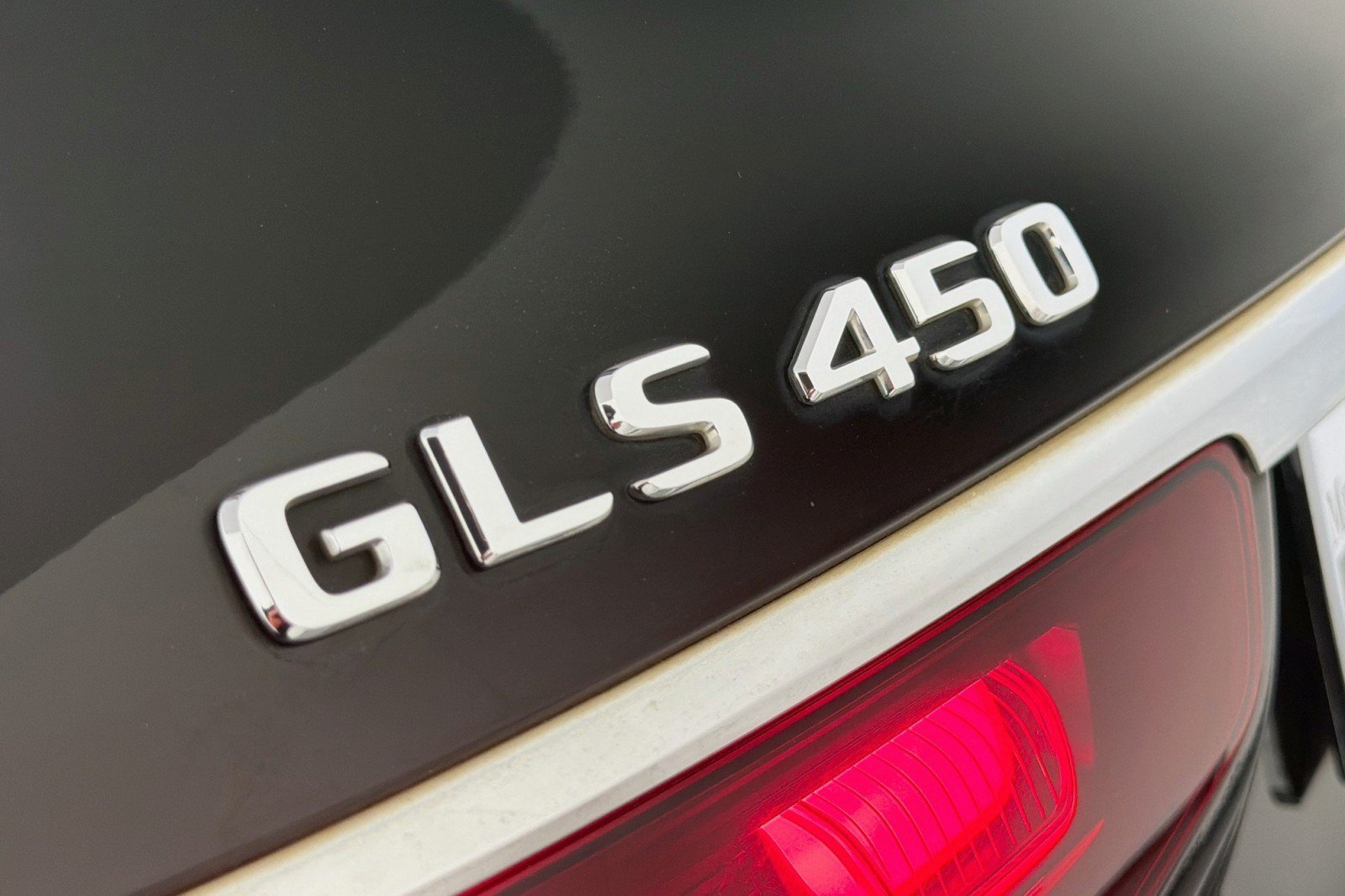 Certified 2024 Mercedes-Benz GLS 450 4MATIC image 11