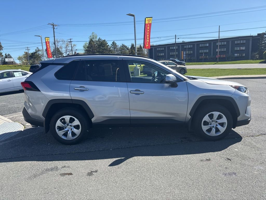 Used 2020 Toyota RAV4 LE w/ All Weather Liner Package AWD/4WD image 8