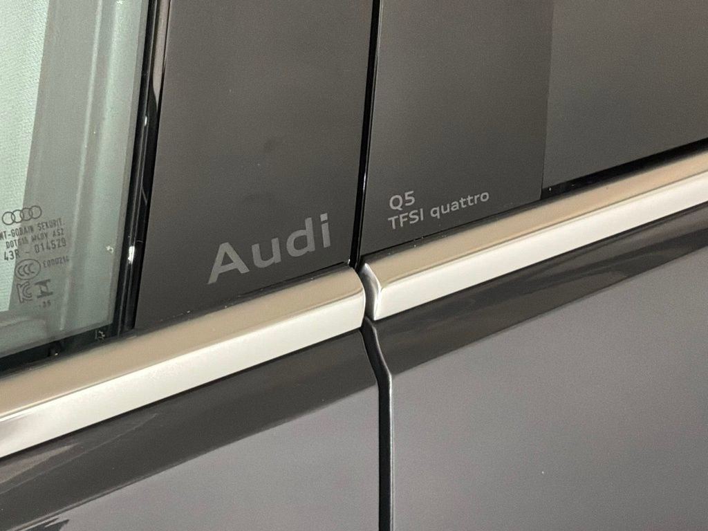 Certified 2025 Audi Q5 Premium w/ Convenience Package image 28