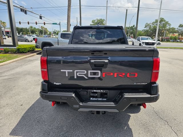 Used 2025 Toyota Tacoma TRD Pro AWD/4WD image 4