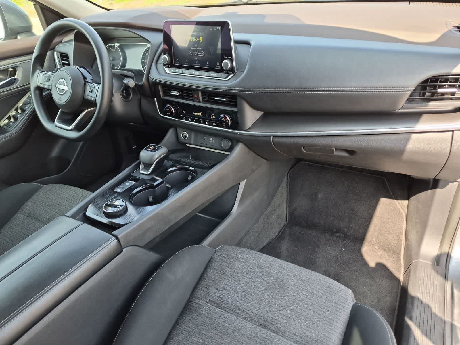 Used 2023 Nissan Rogue SV AWD/4WD image 27