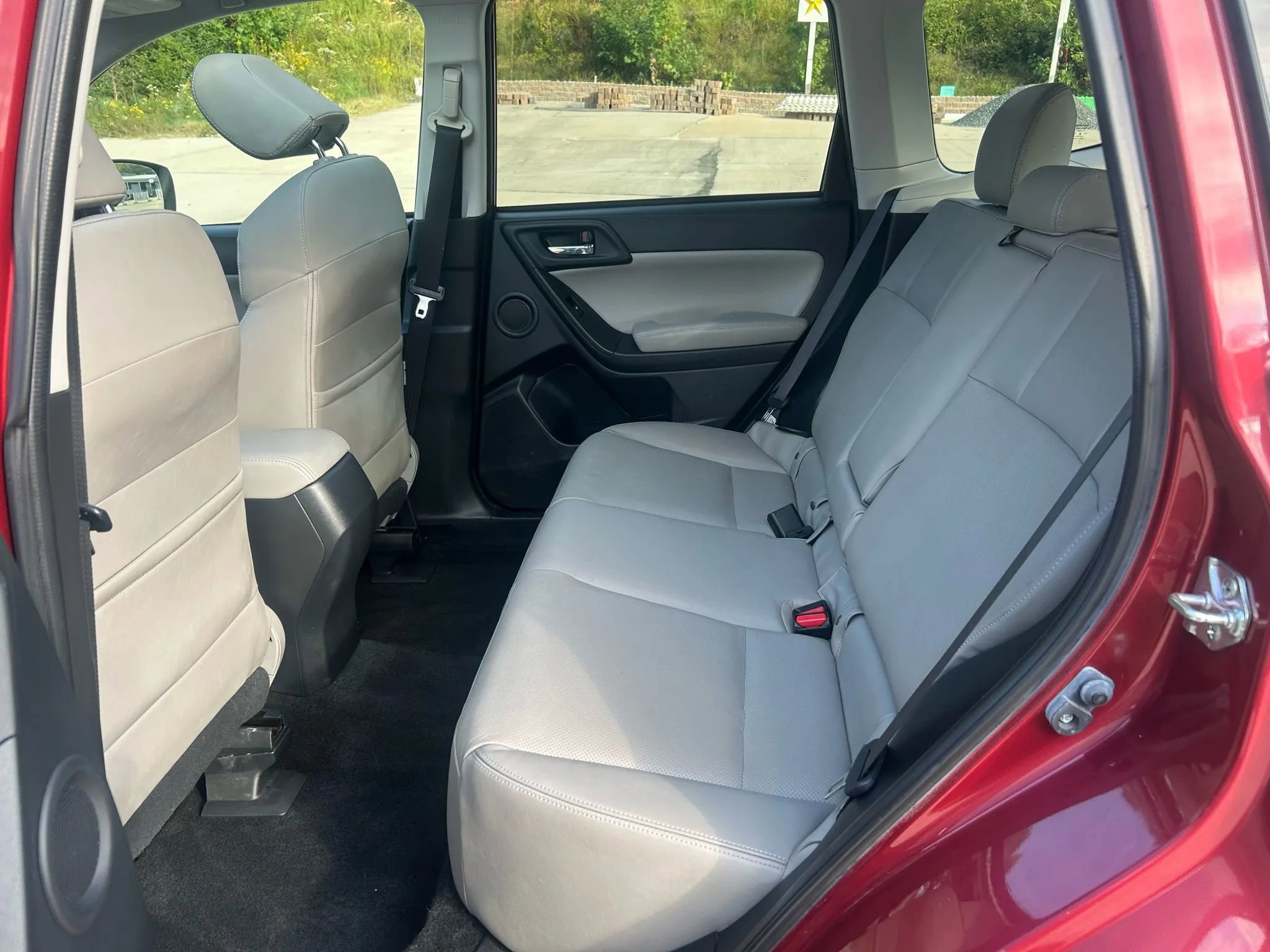 Used 2016 Subaru Forester 2.5i Limited image 20