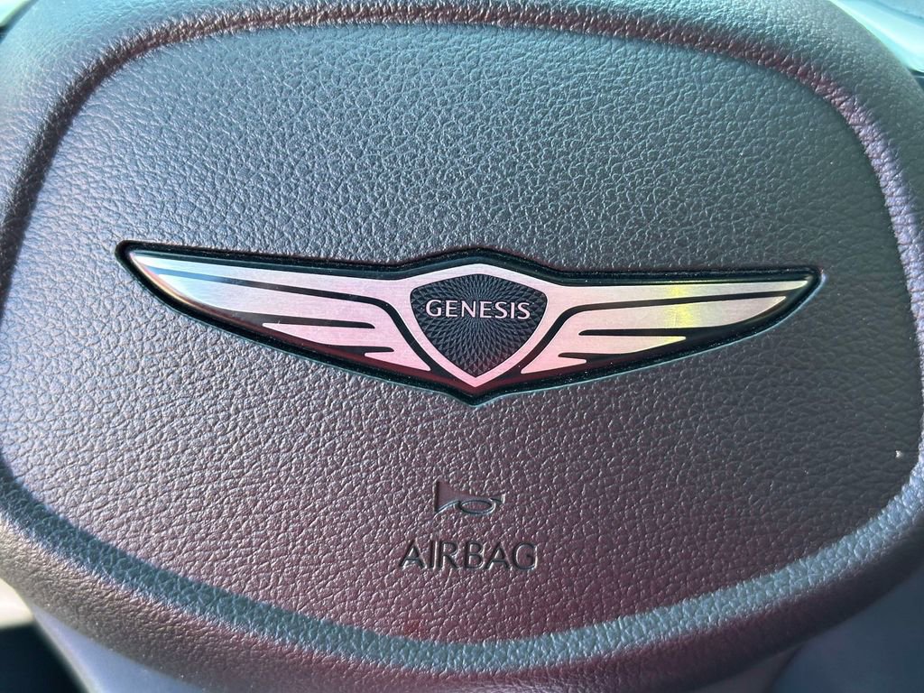 Used 2025 Genesis G70 2.5T AWD/4WD image 23