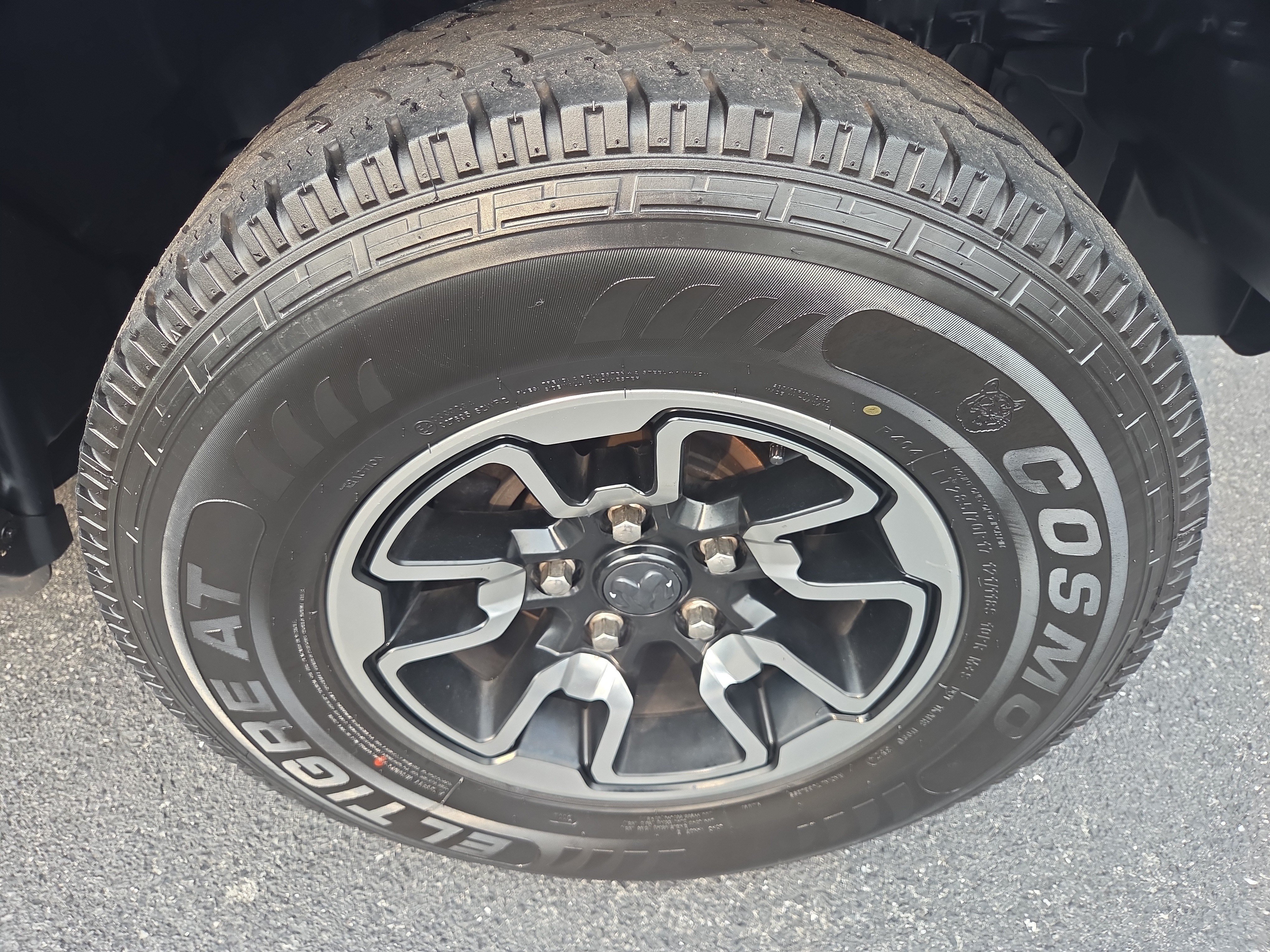 Used 2018 RAM 1500 Rebel w/ Luxury Group AWD/4WD image 10