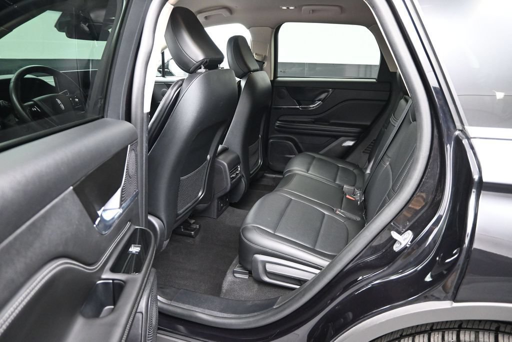 Used 2024 Lincoln Corsair Reserve w/ Equipment Group 201A AWD/4WD image 11