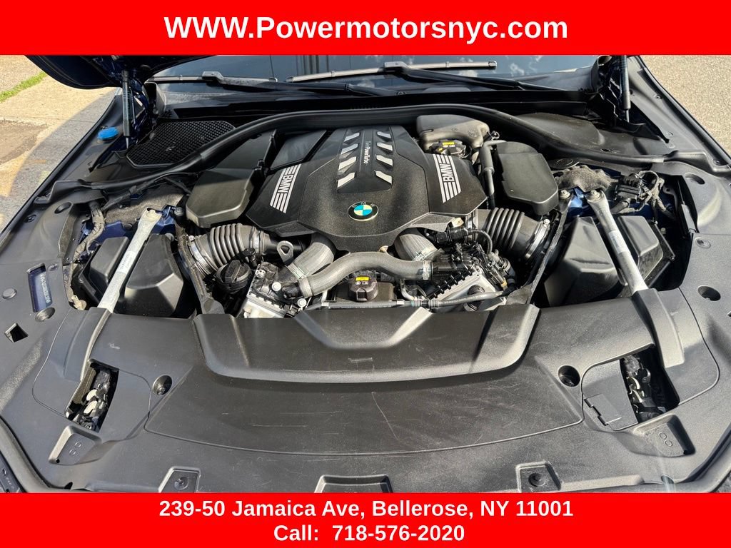 Used 2022 BMW 750Li xDrive AWD/4WD image 18