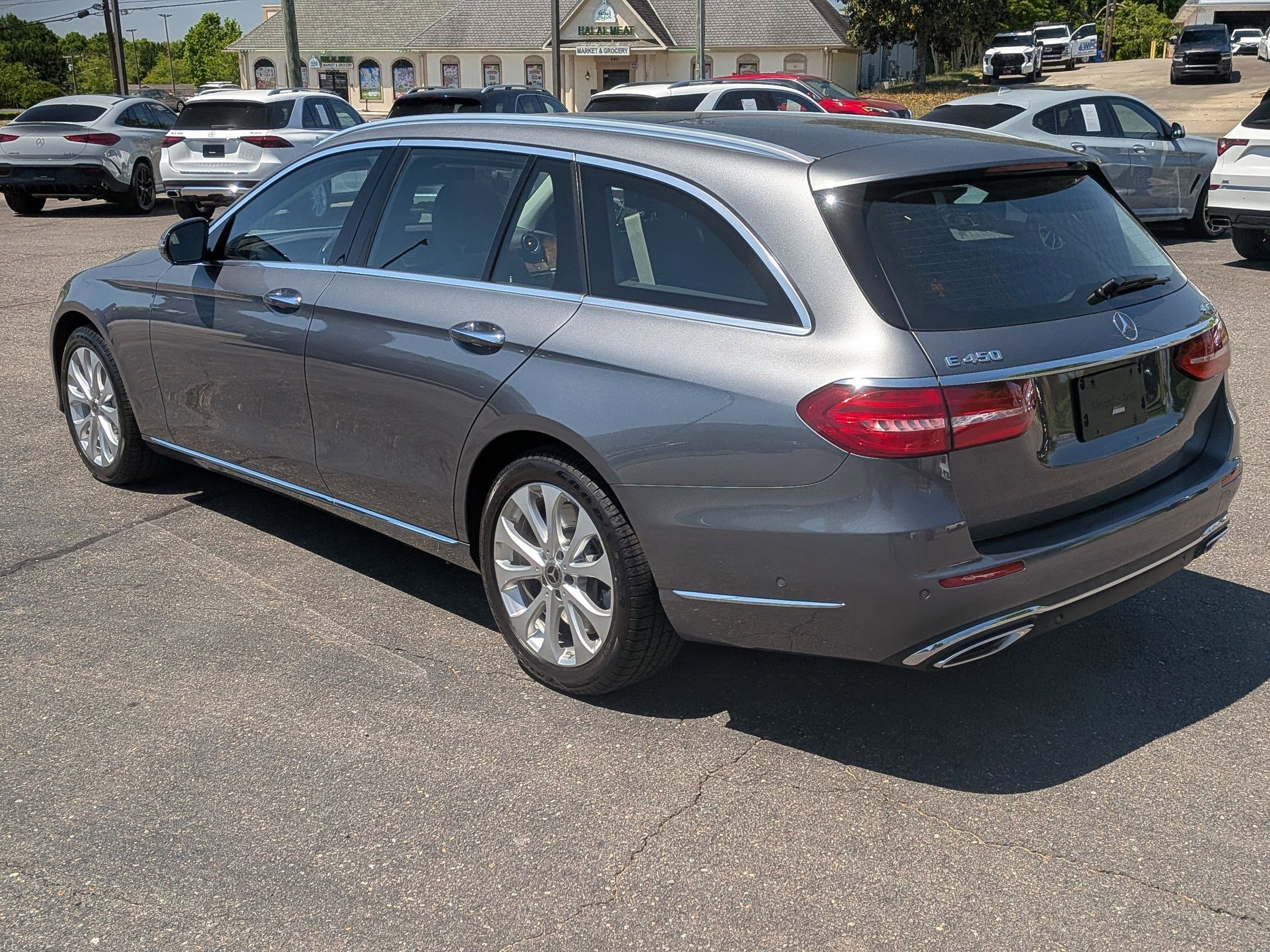 Used 2019 Mercedes-Benz E 450 4MATIC Wagon image 5
