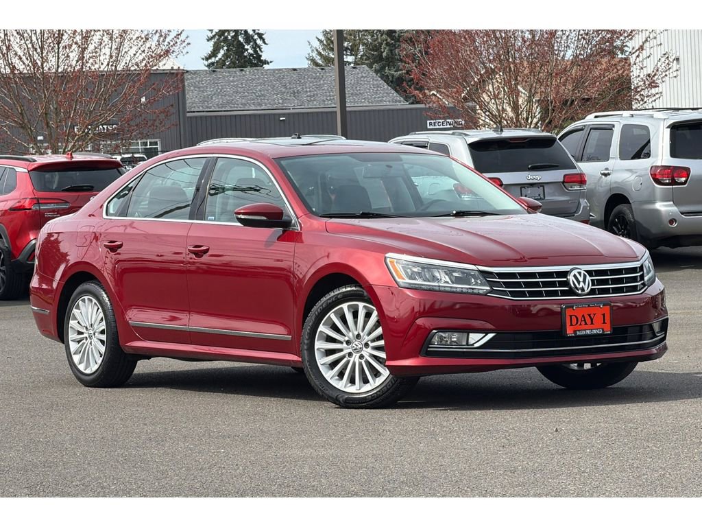 Used 2017 Volkswagen Passat 1.8T SE w/ SE Lighting Package image 2