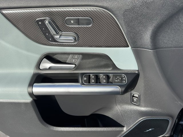 New 2026 Mercedes-Benz GLA 35 AMG 4MATIC image 9