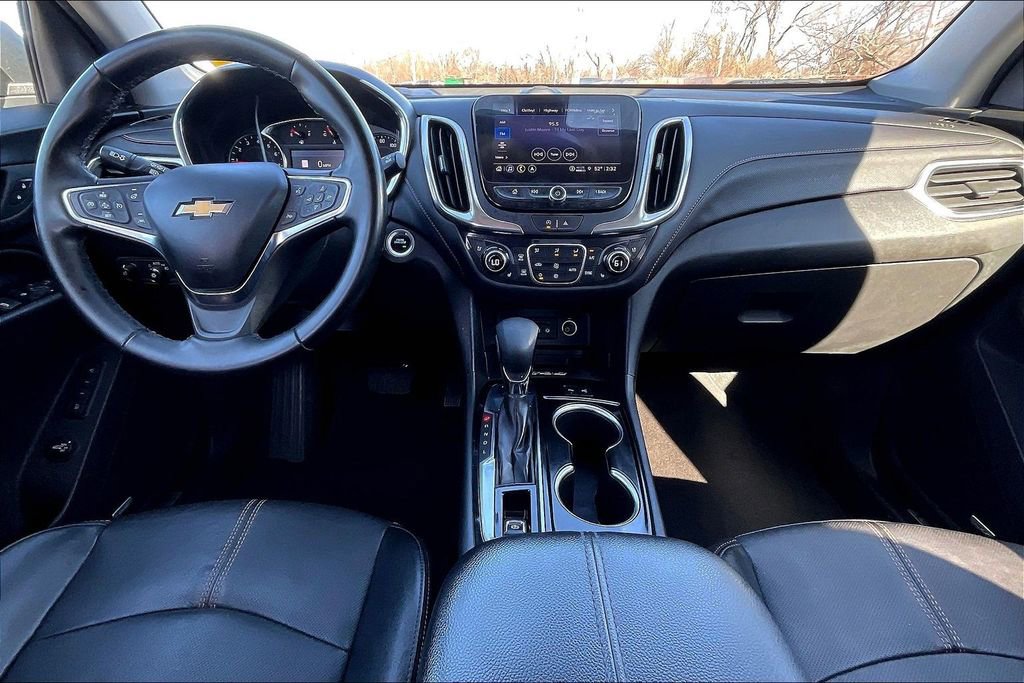 Used 2023 Chevrolet Equinox Premier image 15