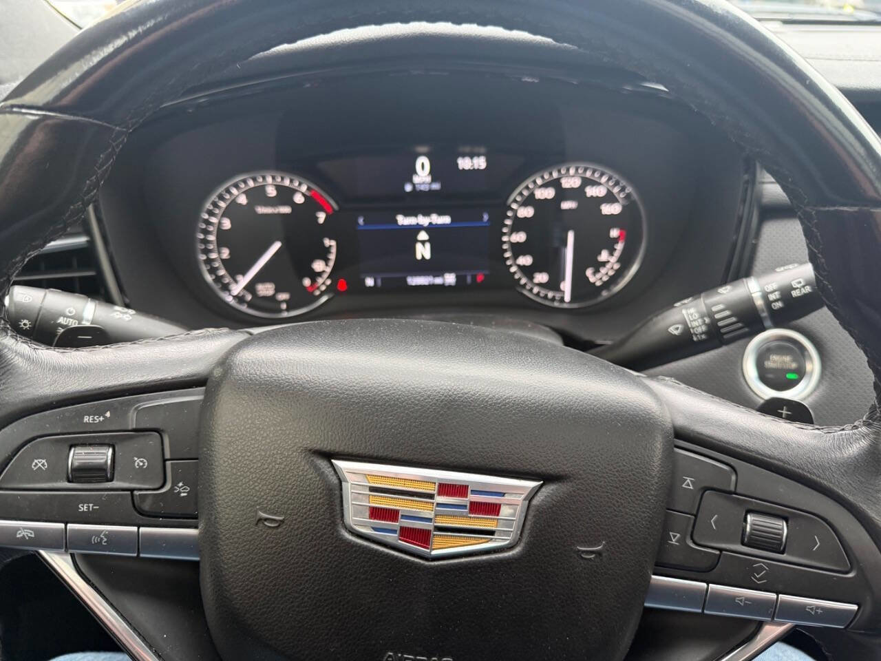 Used 2023 Cadillac XT6 Luxury image 12