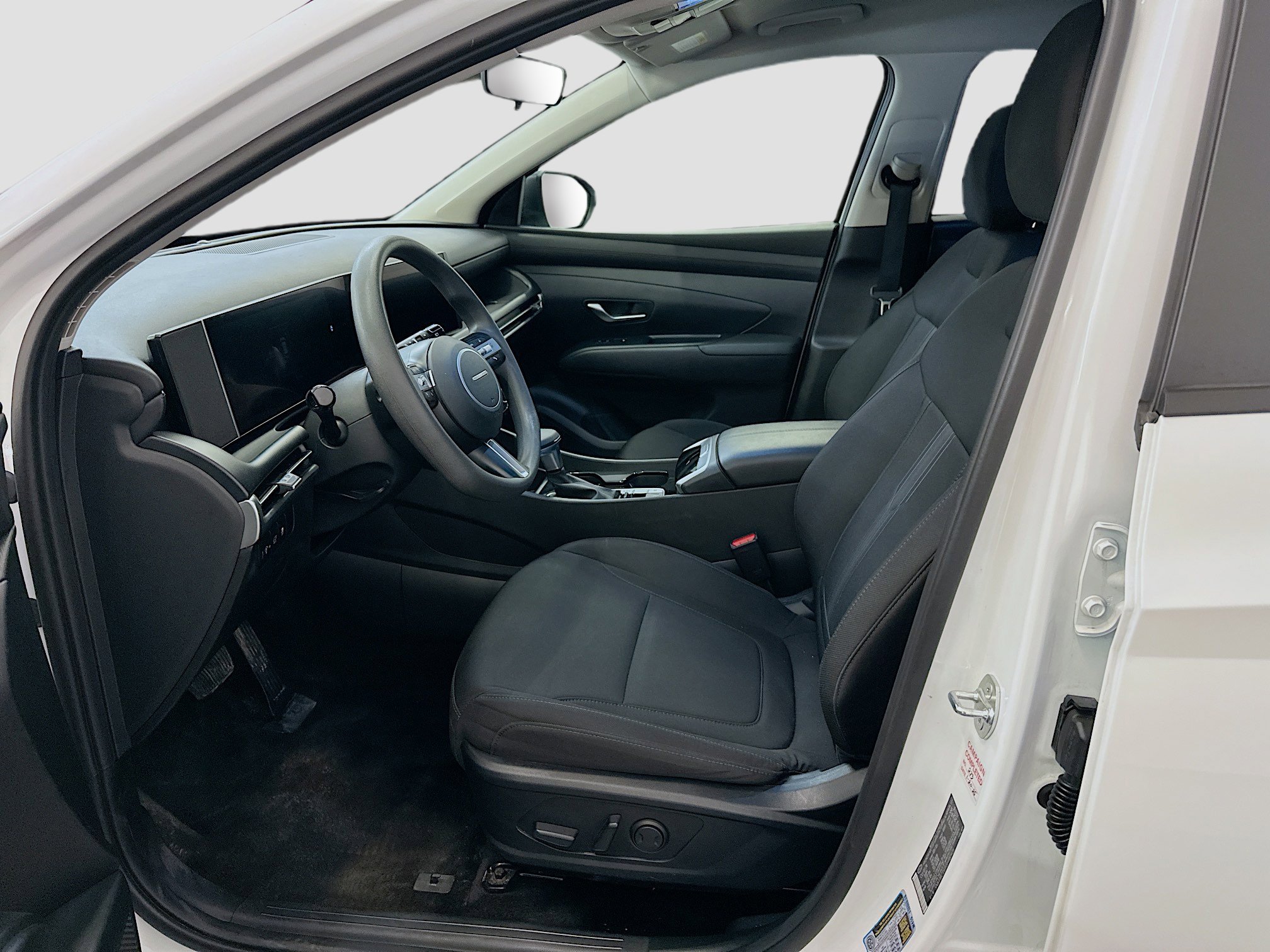 Used 2025 Hyundai Tucson SEL image 13