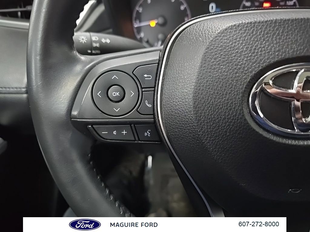 Used 2023 Toyota Corolla Cross LE w/ Moonroof Package image 23