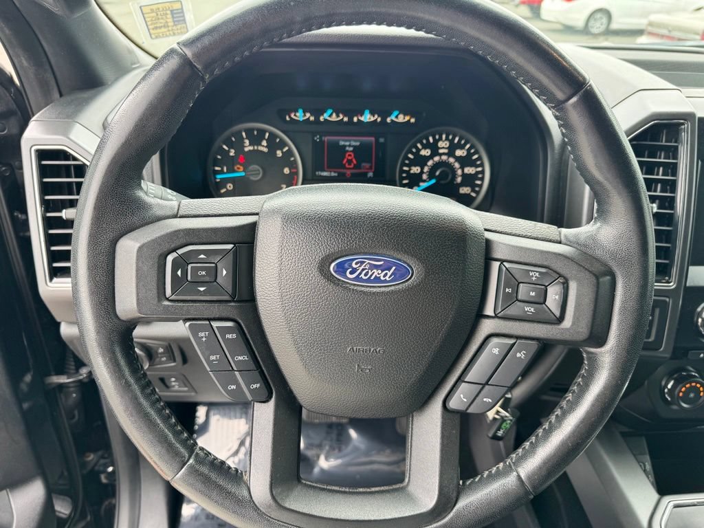 Used 2018 Ford F150 XLT w/ Equipment Group 302A Luxury AWD/4WD image 14