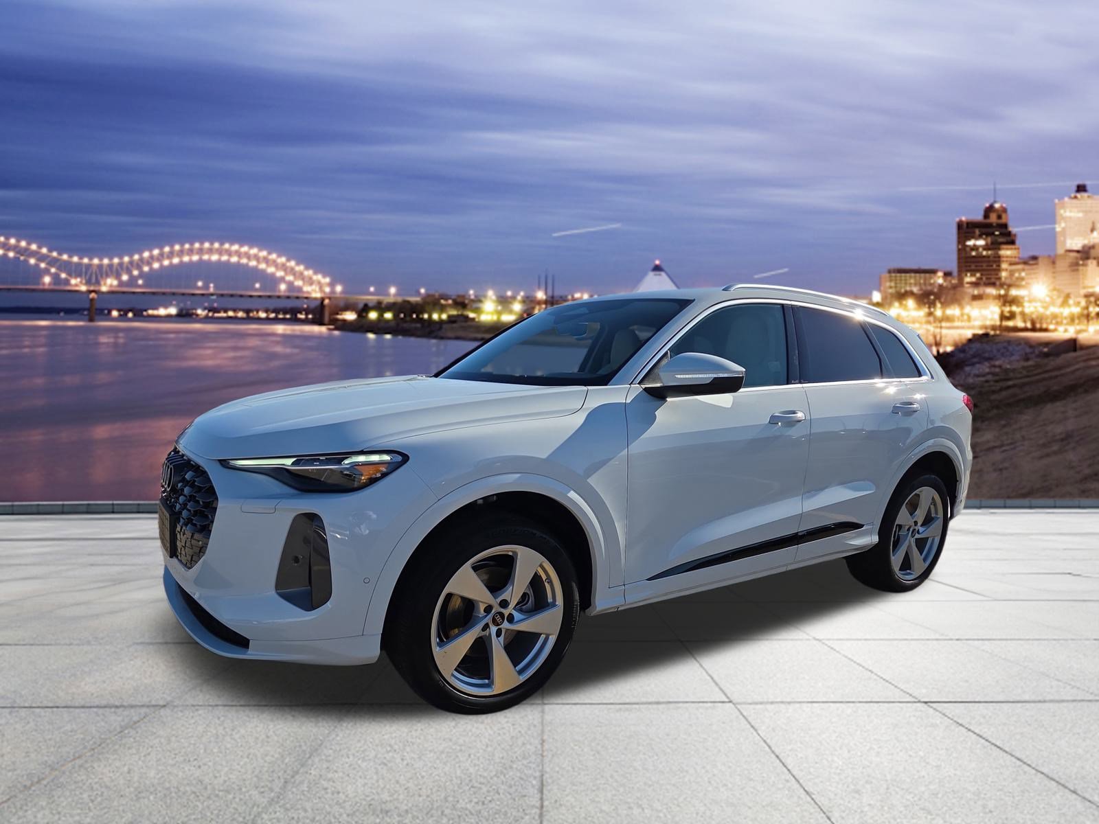 Used 2025 Audi Q5 Premium Plus w/ Premium Plus image 1