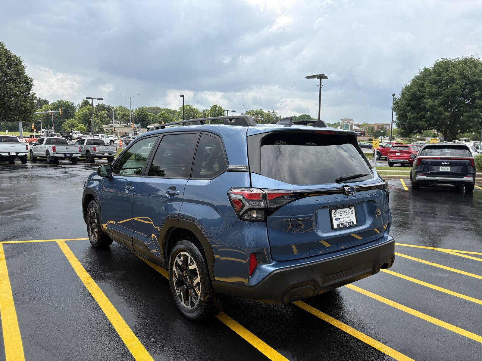 Used 2025 Subaru Forester Premium AWD/4WD image 4