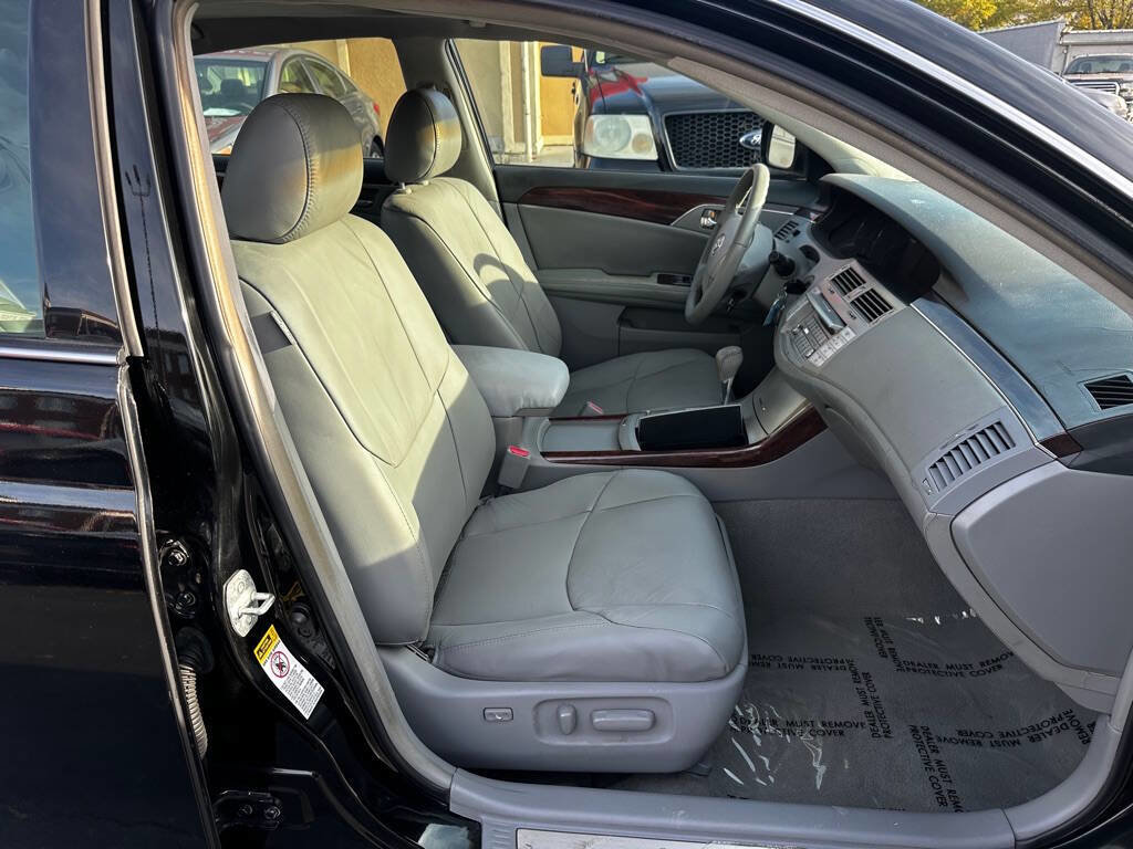 Used 2008 Toyota Avalon XLS image 10