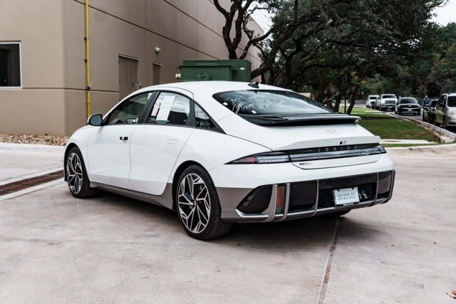 Used 2023 Hyundai Ioniq 6 SEL image 4