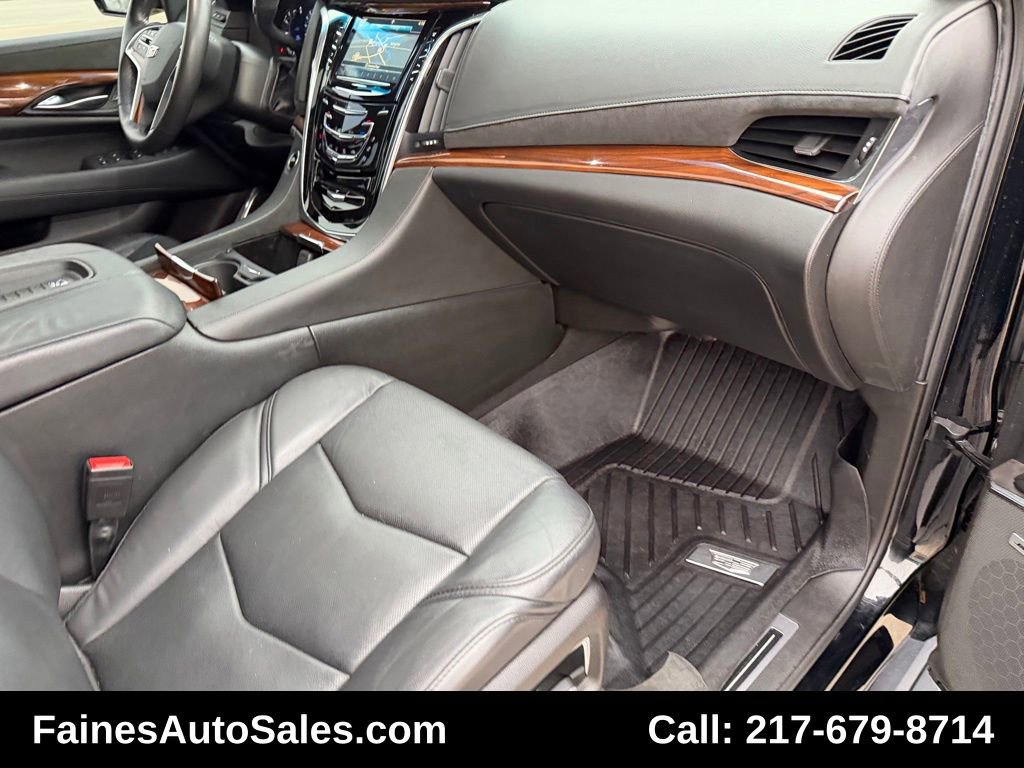 Used 2018 Cadillac Escalade Premium Luxury image 94
