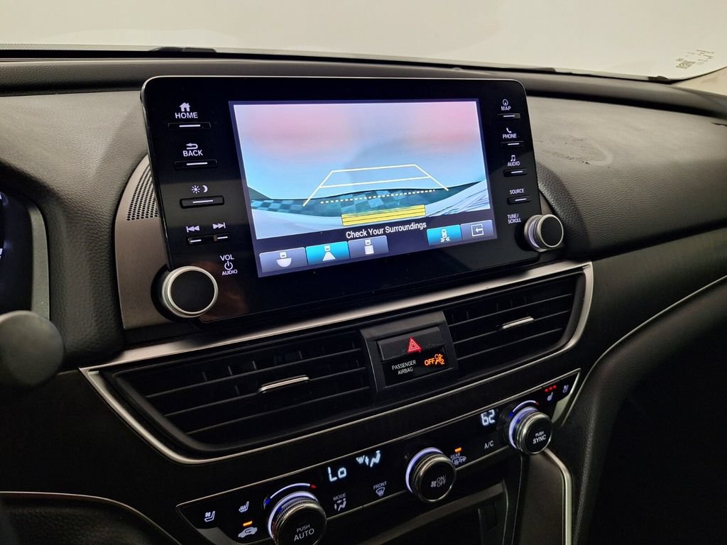 Used 2022 Honda Accord Touring image 16