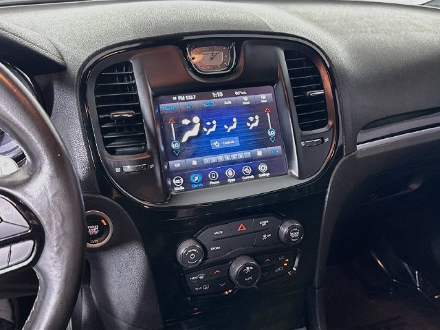 Used 2020 Chrysler 300 S RWD image 17