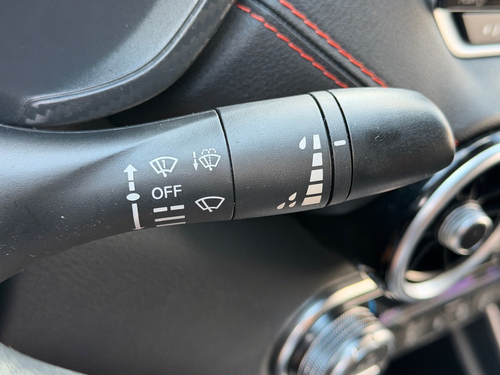 Certified 2024 Nissan Sentra SR FWD image 29